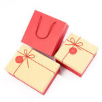 Buy trendy and traditional Christmas gift boxes wholesale from Pakmaker